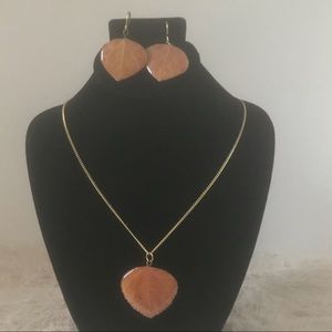 Amber leaf necklace and earrings set